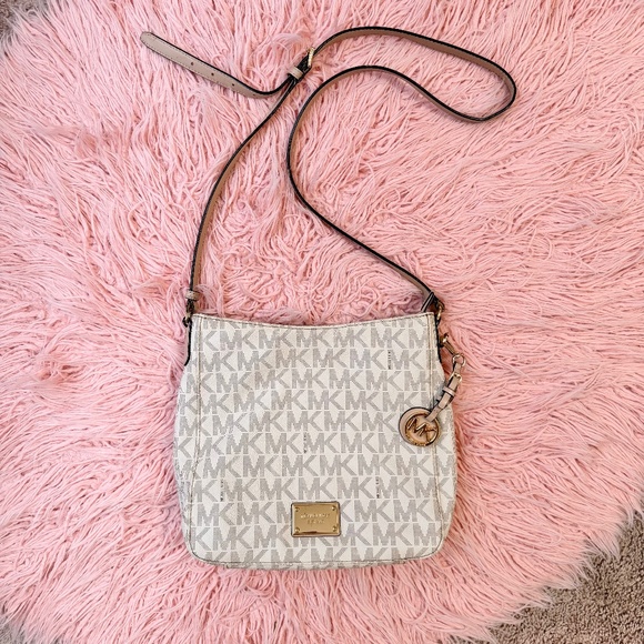 Michael Kors Purse - Picture 1 of 3